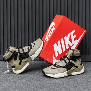 Nike Air Huarache Gripp Olive-Toned Unisex Fashion Sneakers