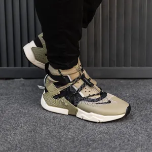 Nike Air Huarache Gripp Olive-Toned Unisex Fashion Sneakers