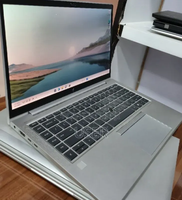 New Laptop HP EliteBook 845 G8 16GB AMD Ryzen 7 SSD 512GB