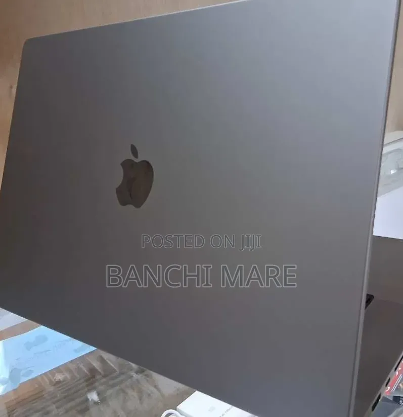 New Laptop Apple MacBook Pro 2021 M1 16GB Apple M1 Pro SSD 1T