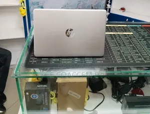 New Laptop HP 8GB AMD Ryzen 5 SSD 512GB