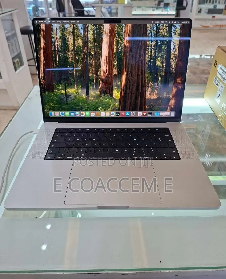 New Laptop Apple MacBook 16GB SSD 1T