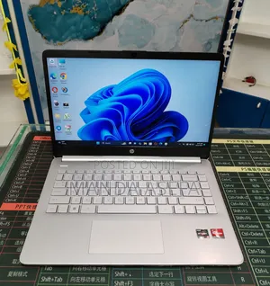 New Laptop HP Stream Notebook 8GB AMD Ryzen 5 SSD 512GB