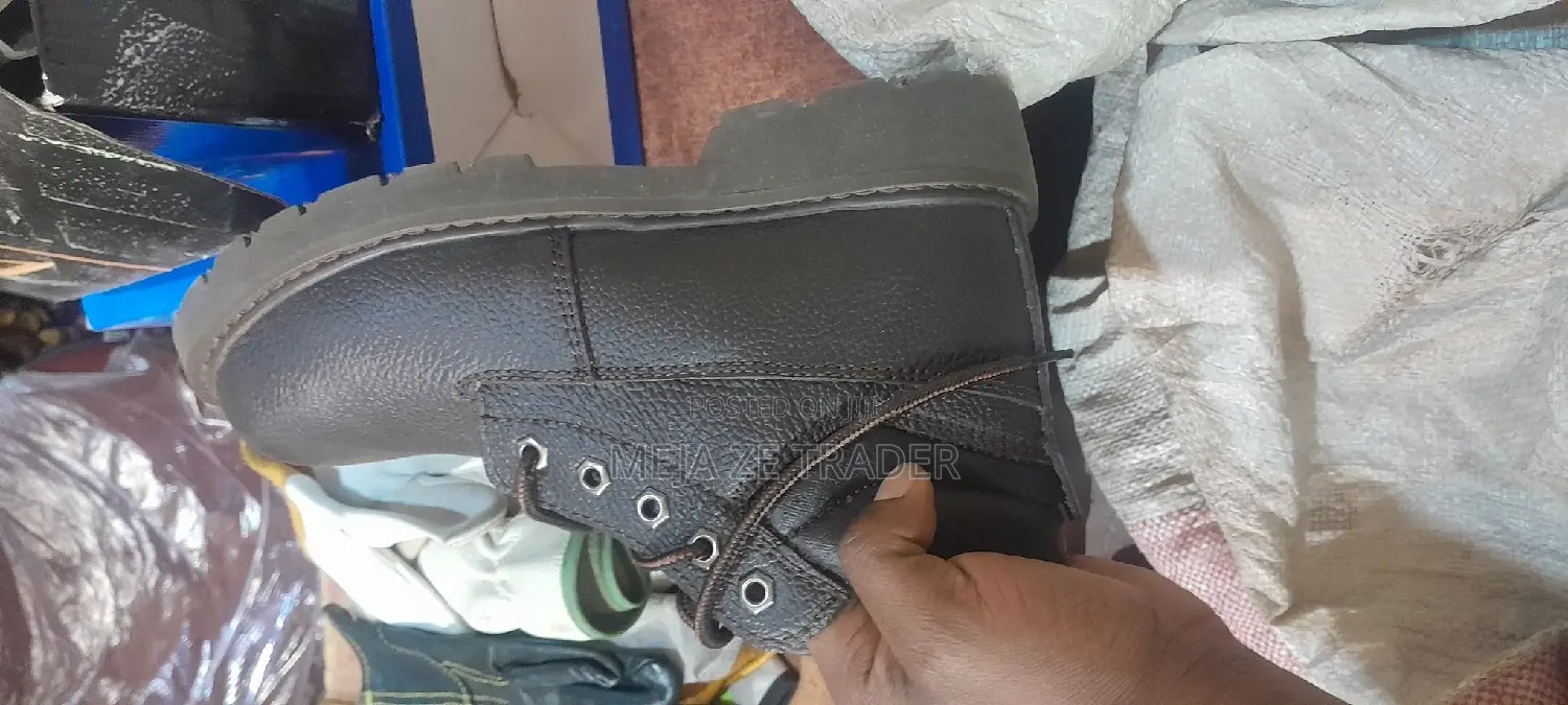Beta Safety Shoes