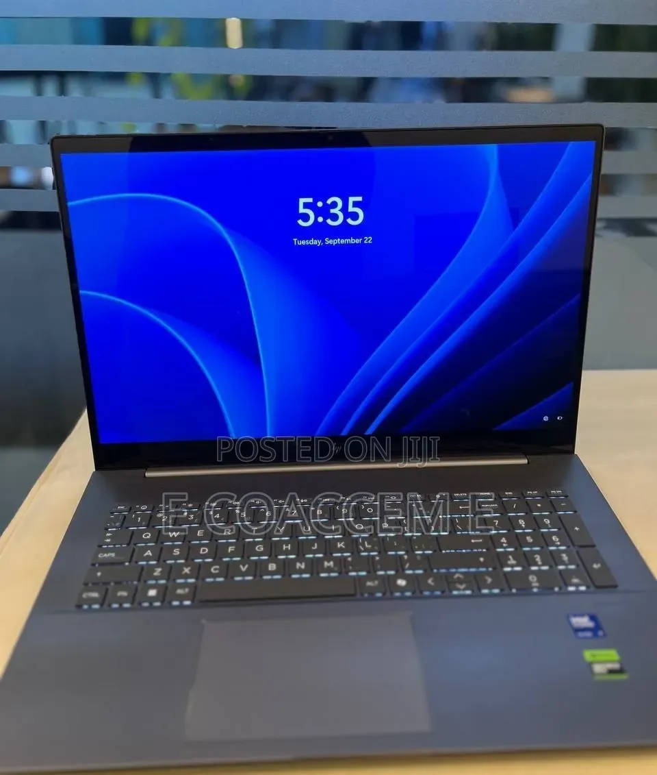 New Laptop HP 16GB Intel Core Ultra 7 SSD 1T