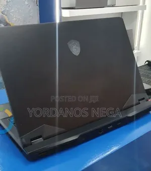 New Laptop MSI GP75 Leopard 16GB Intel Core i7 SSD 1T
