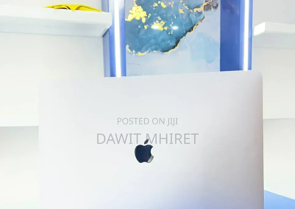 New Laptop Apple MacBook Pro 2019 32GB Intel Core i9 SSD 1T