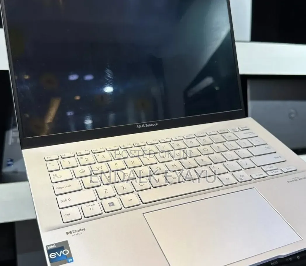 New Laptop Asus Zenbook 14 OLED 16GB Intel Core i9 SSD 512GB