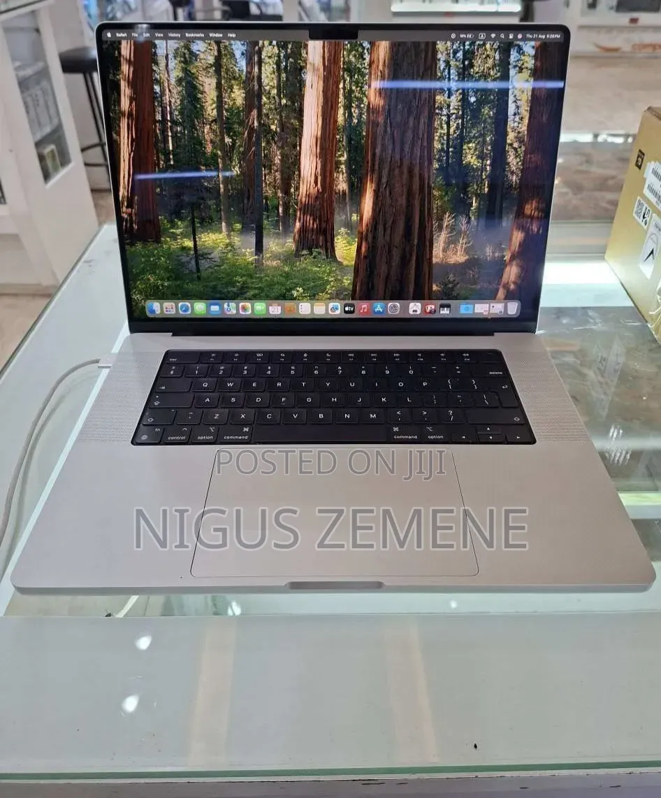 New Laptop Apple MacBook Pro 2021 M1 16GB Intel Core i5 SSD 1T