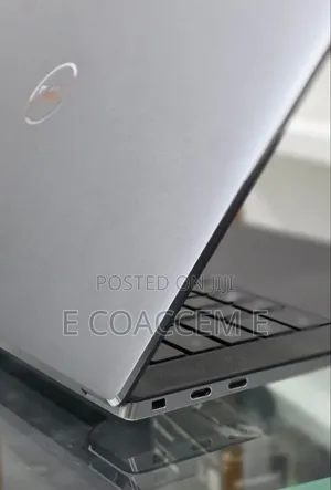 New Laptop Dell 16GB Intel Core i7 SSD 512GB
