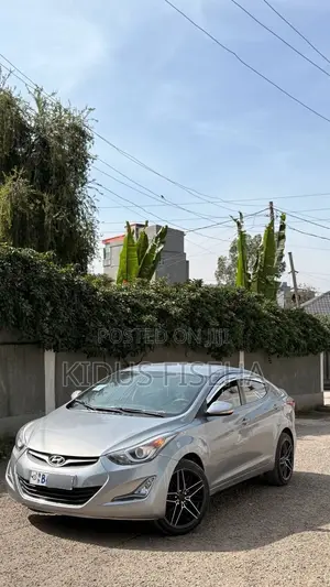 Hyundai Avante 2015 Gray