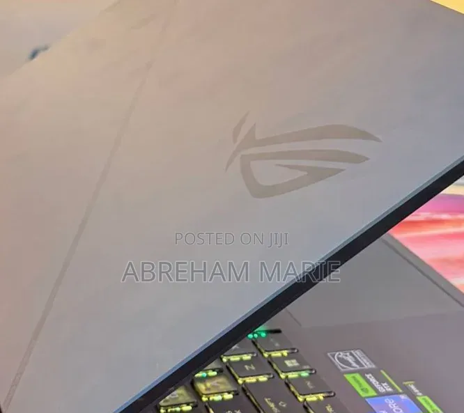New Laptop Asus ROG Strix G15 16GB Intel Core i9 SSD 1T