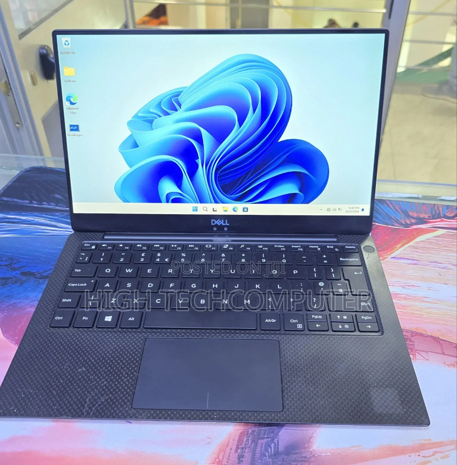 New Laptop Dell XPS 13 8GB Intel Core i5 SSD 256GB