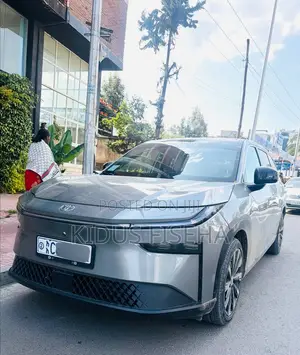 Toyota bZ3 2025 Gray