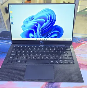 New Laptop Dell XPS 13 8GB Intel Core i5 SSD 256GB