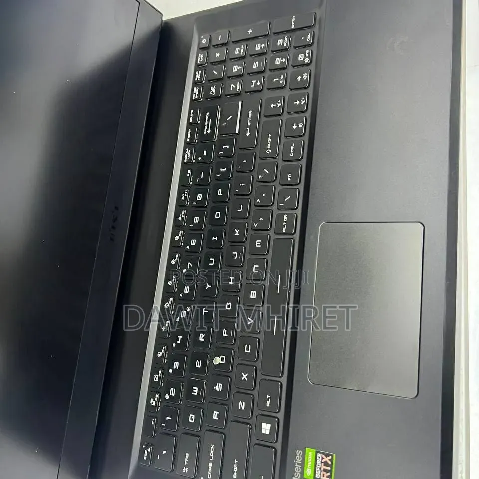 New Laptop MSI GP75 Leopard 16GB Intel Core i7 SSD 1T