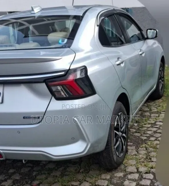 Suzuki Dzire 2025