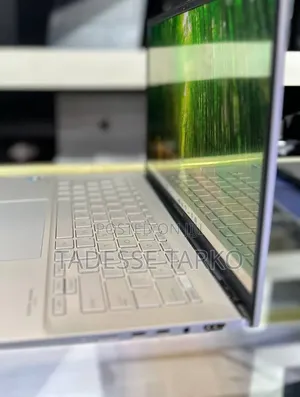 New Laptop Asus Zenbook 14 OLED 16GB Intel Core i9 SSD 512GB