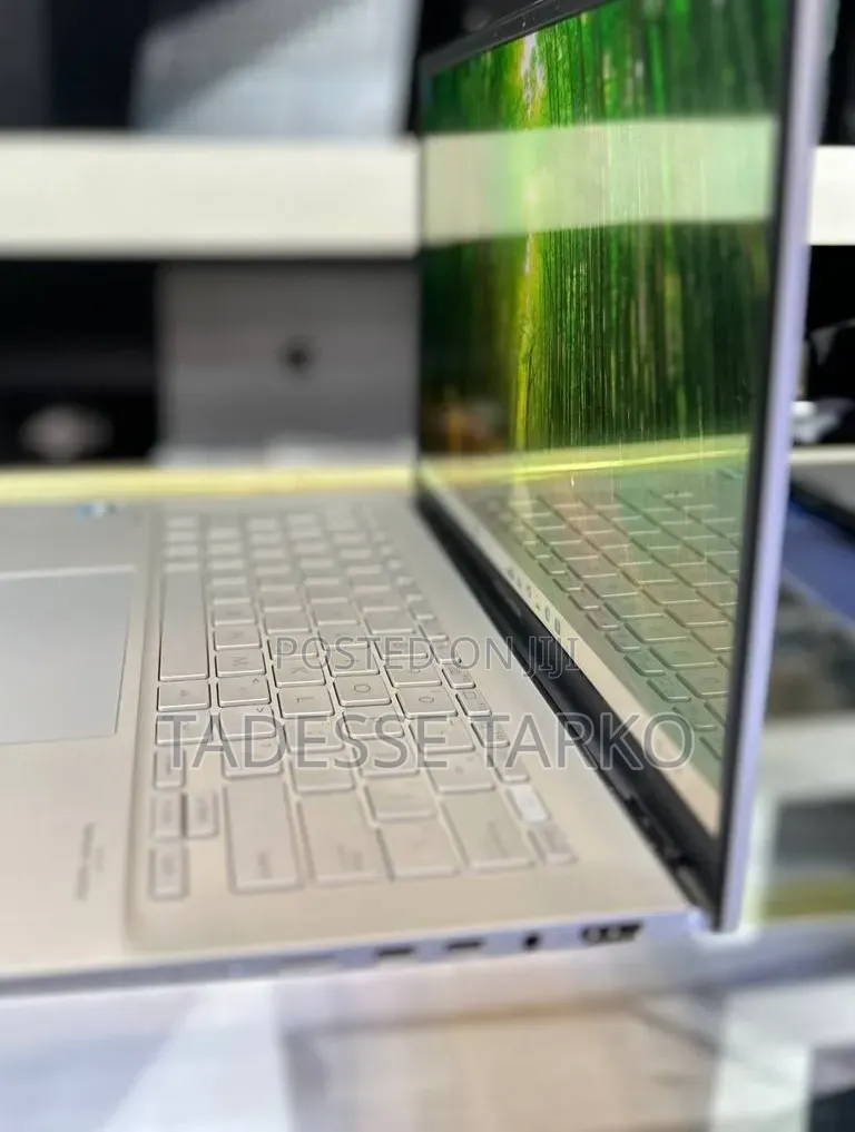 New Laptop Asus Zenbook 14 OLED 16GB Intel Core i9 SSD 512GB