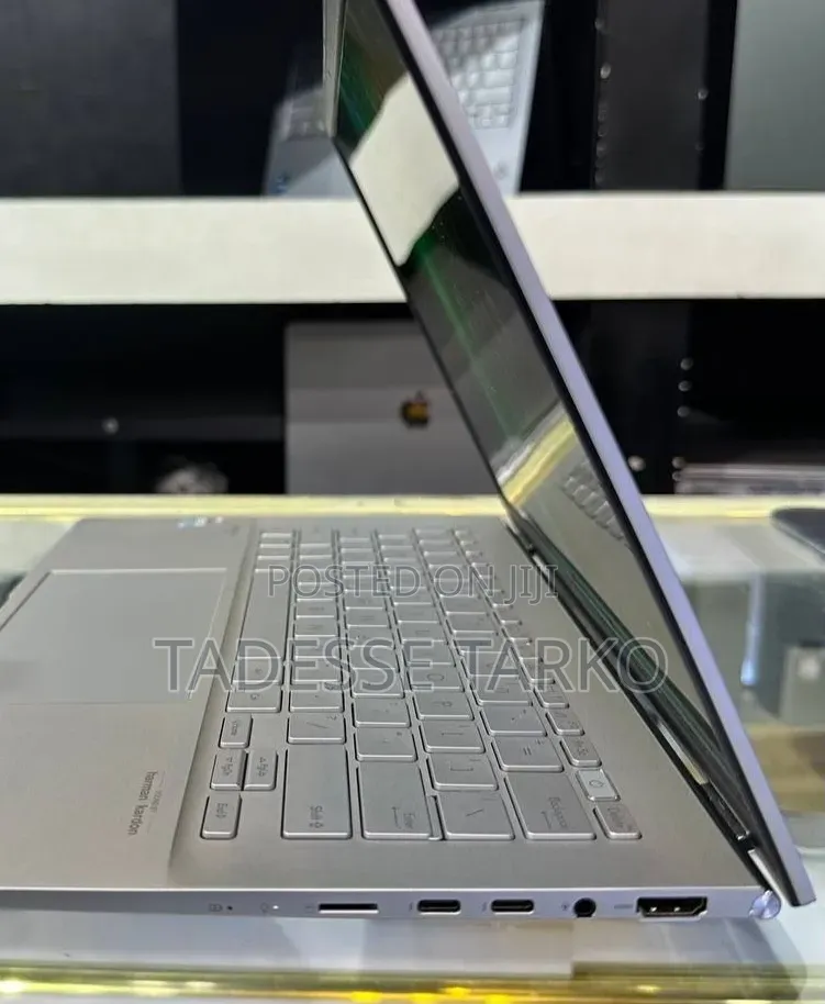 New Laptop Asus Zenbook 14 OLED 16GB Intel Core i9 SSD 512GB