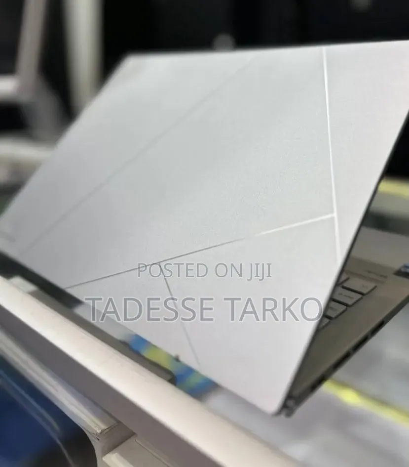 New Laptop Asus Zenbook 14 OLED 16GB Intel Core i9 SSD 512GB