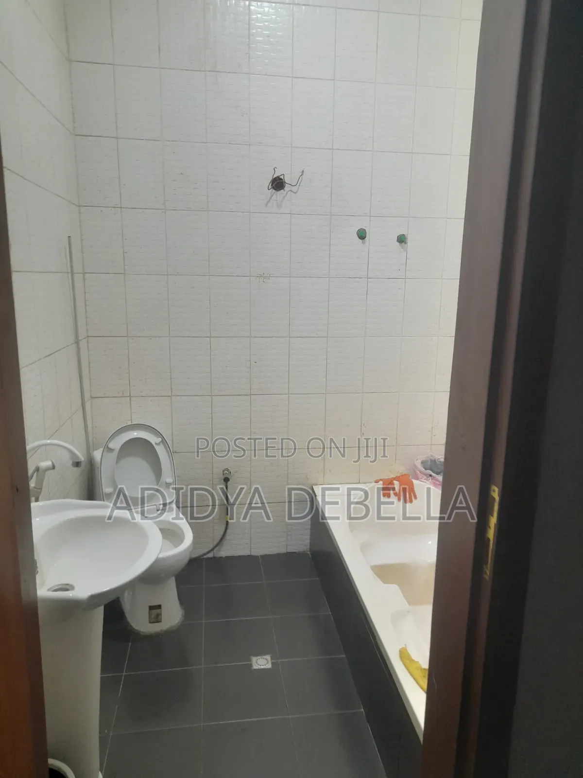 4bdrm House in Gelan, Akaky Kaliti for sale