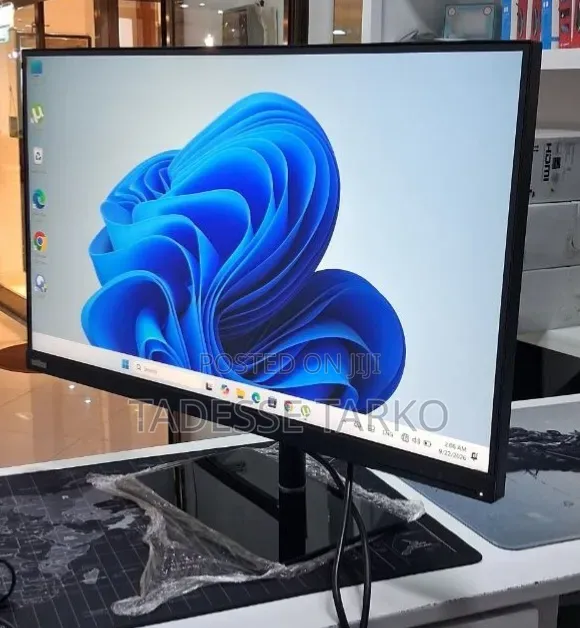LLenovo 27 Inch Monitor