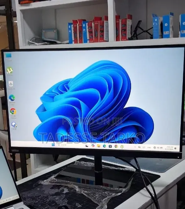 LLenovo 27 Inch Monitor