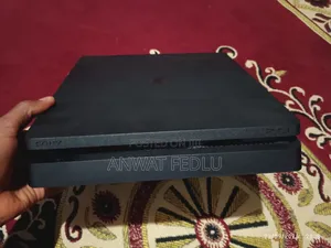 Playstation 4 Slim