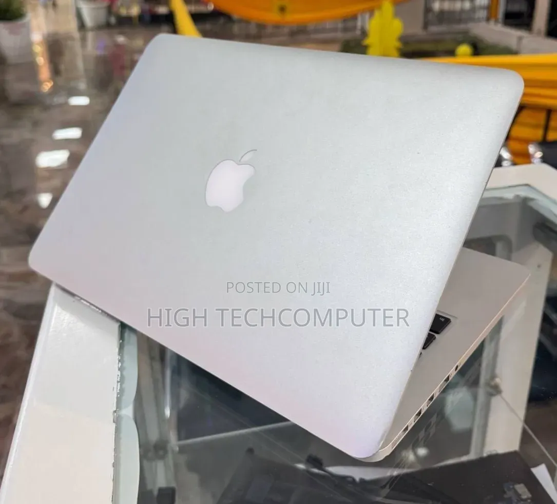 New Laptop Apple MacBook Air 2015 8GB Intel Core i5 SSD 256GB