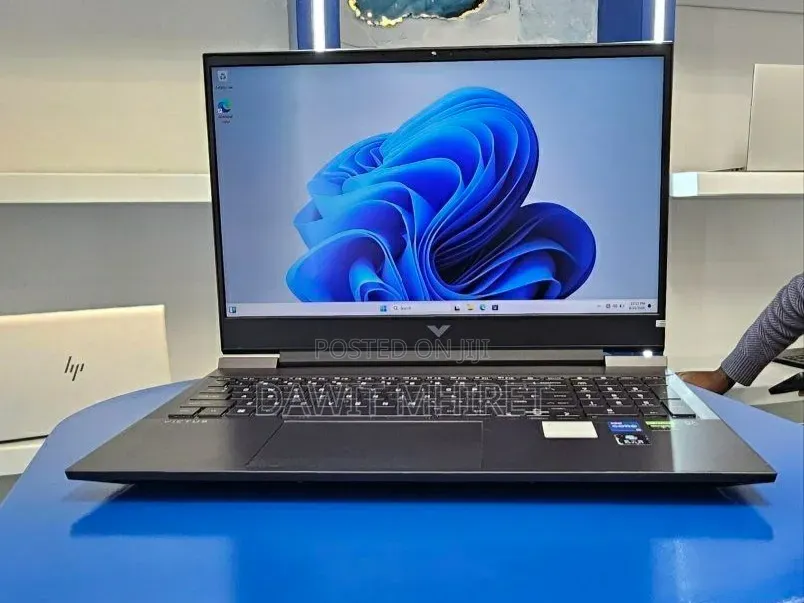 New Laptop HP Victus 16 16GB Intel Core i5 SSD 512GB