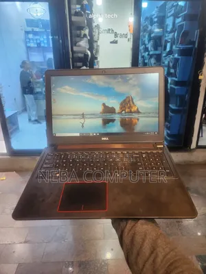 Laptop Dell Latitude 5310 16GB Intel Core i5 HDD+SSD 1.5T