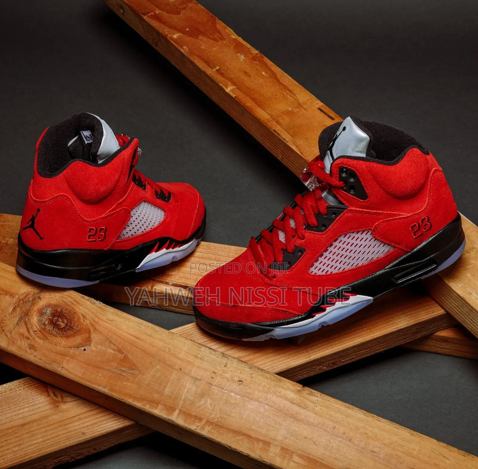 Air Jordan 5 Retro "Raging Bull"