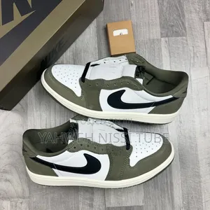 Air Jordan 1 Low OG "Medium Olive"
