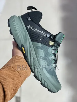 Columbia Vibram Quality Sneakers in Military Green