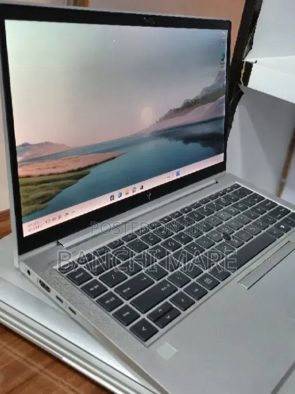 New Laptop HP EliteBook 845 G8 16GB AMD Ryzen 7 SSD 512GB