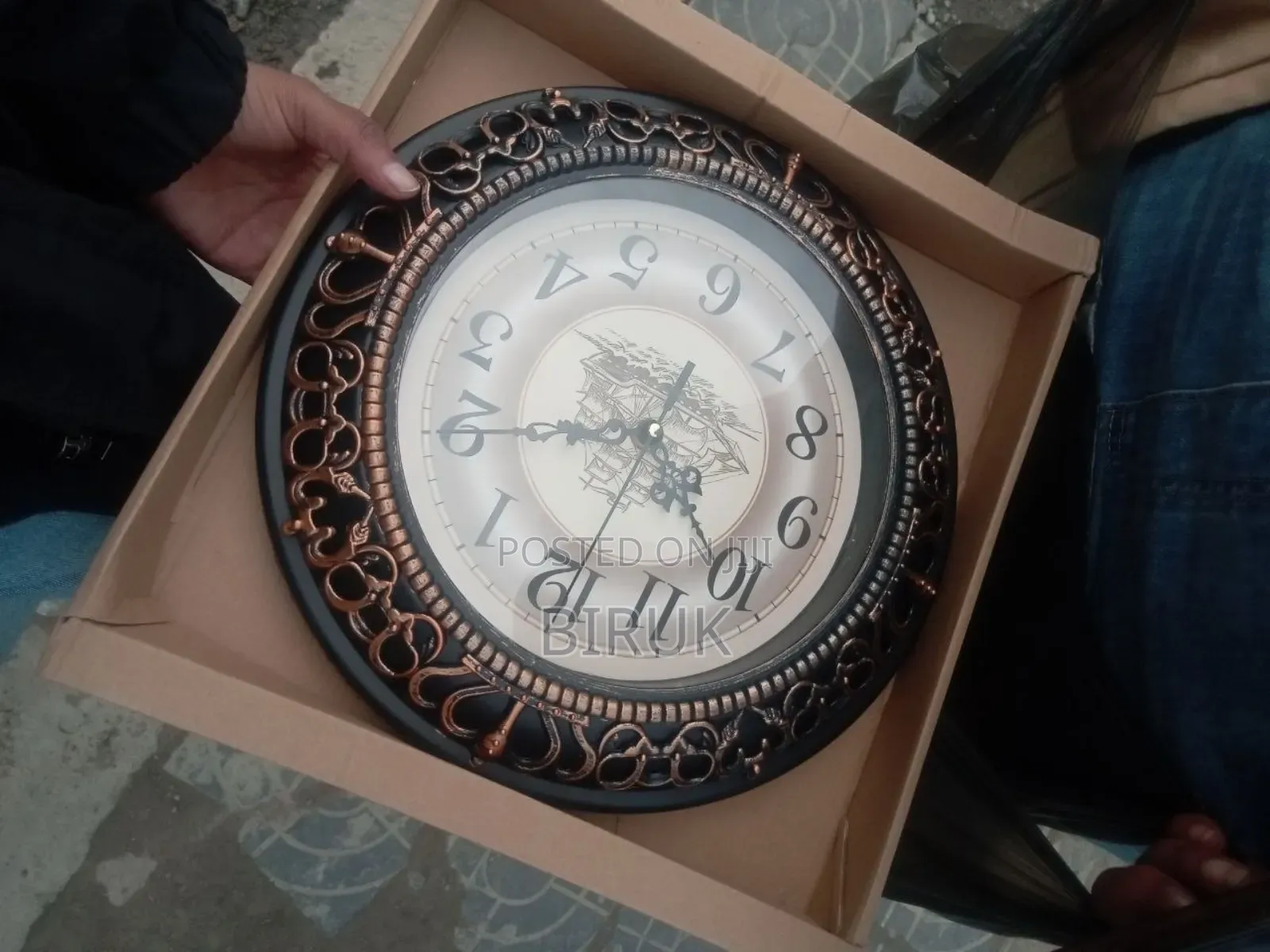 For Sales New Wall Watch