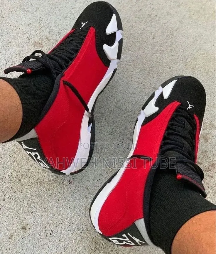 Air Jordan 14 Retro "Black/White"