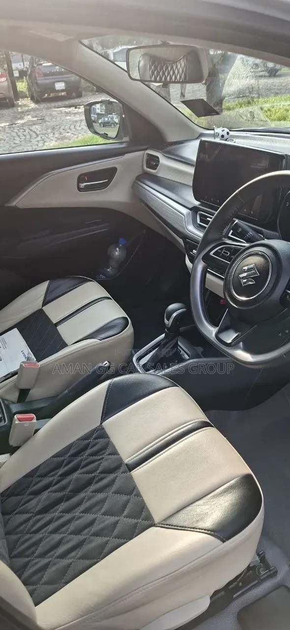 Suzuki Dzire 2025 Silver