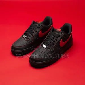 Nike Air Force 1 Low '07 LV8 "Bred" / University Red