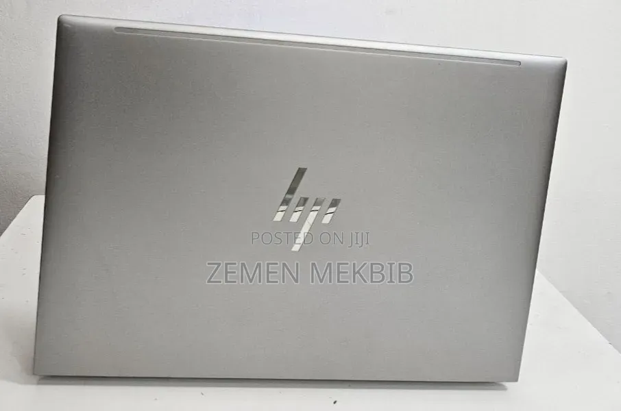 New Laptop HP 250 G10 16GB Intel Core i5 SSD 512GB