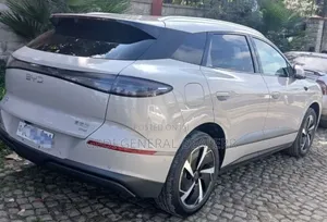 BYD Sealion 06 DM-i 2025 Beige