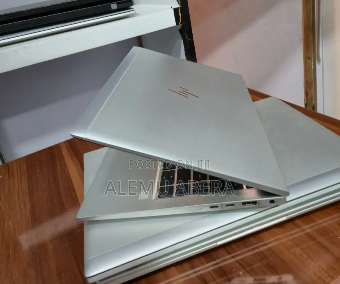 New Laptop HP EliteBook 845 G8 16GB AMD Ryzen 7 SSD 512GB