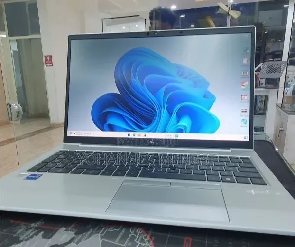 New Laptop HP EliteBook 850 G8 16GB Intel Core i7 SSD 512GB