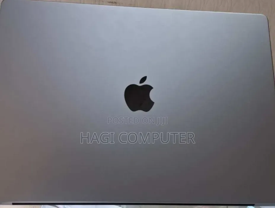 New Laptop Apple MacBook Pro 16GB Apple M1 Pro SSD 1T