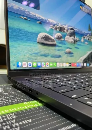 New Laptop Apple MacBook Pro 2024 M4 48GB Apple M4 SSD 2T