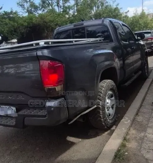 Toyota Tacoma 2019 Teal
