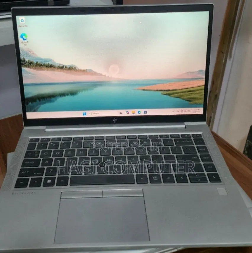 New Laptop HP EliteBook 845 G8 16GB AMD Ryzen 7 SSD 512GB