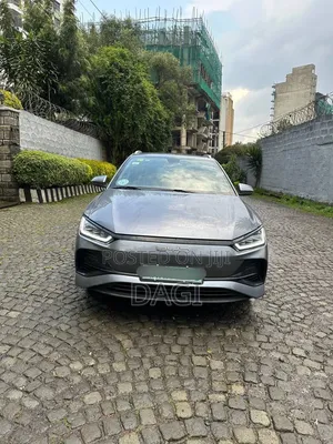 BYD E2 43 kWh 94 hp FWD 2025 Gray