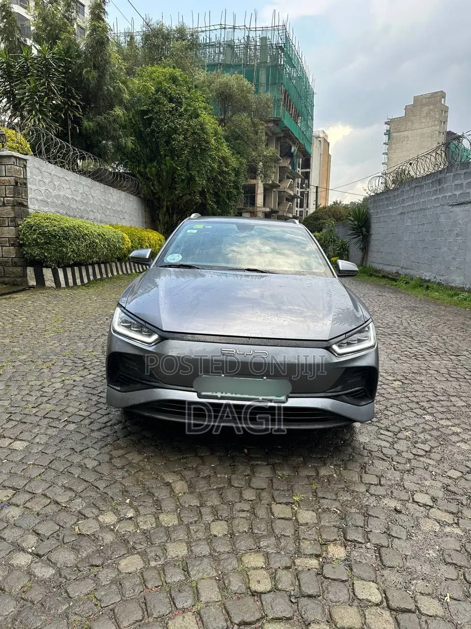 BYD E2 43 kWh 94 hp FWD 2025 Gray
